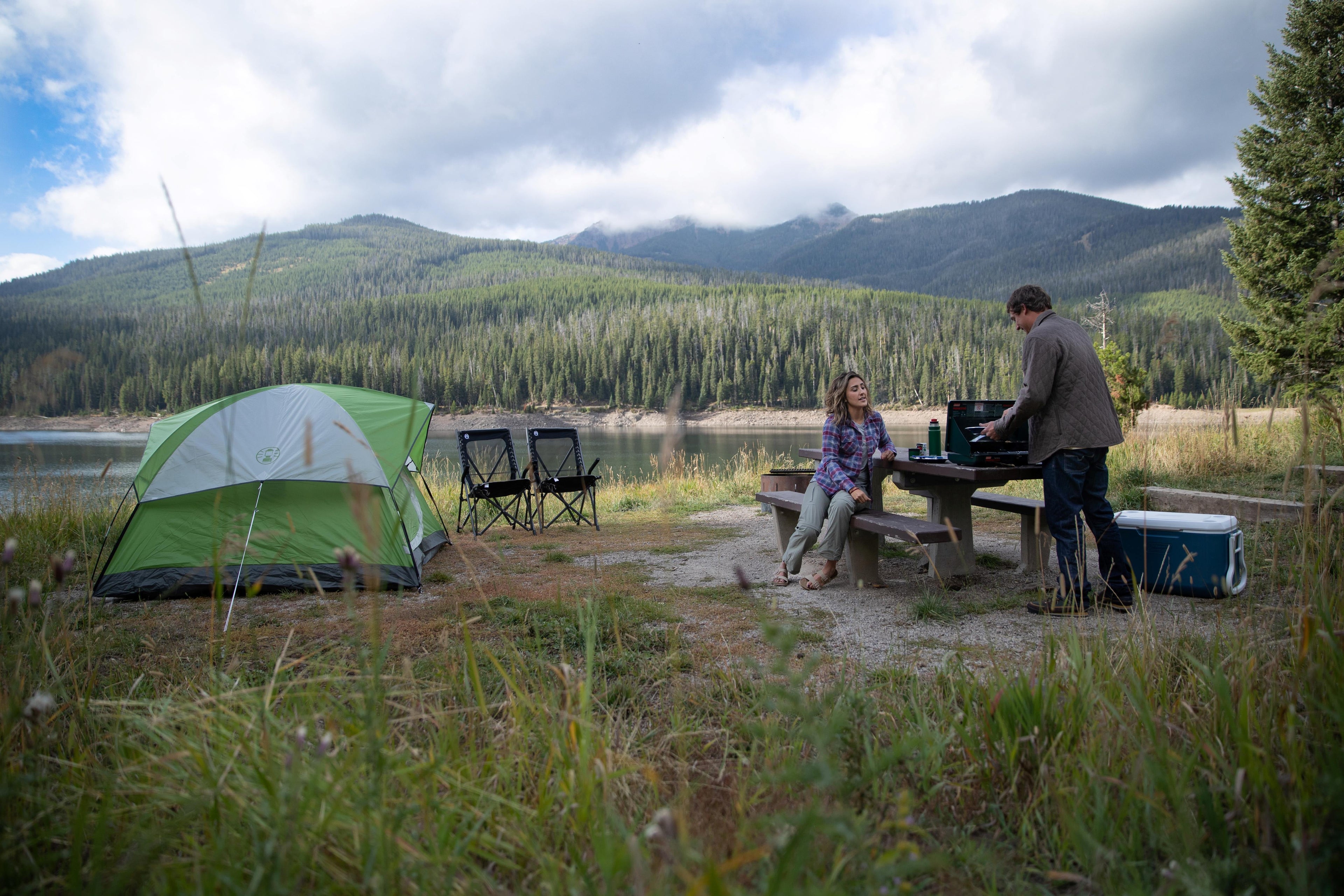 Coleman Sundome 4-Person Dome Camping Tent, 1 Room, Green